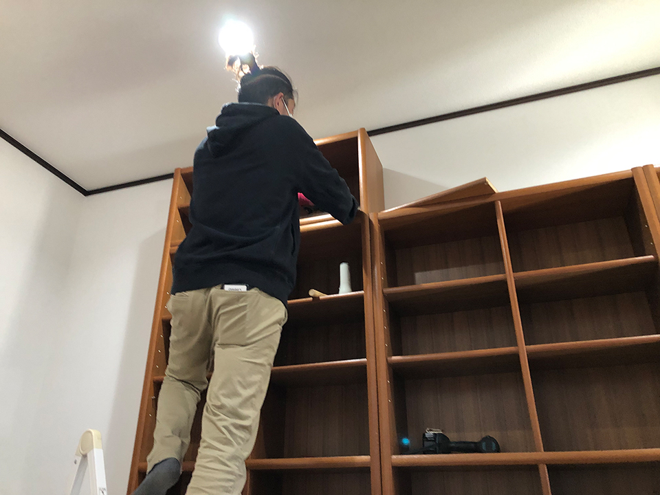 リーモ家具設置の様子